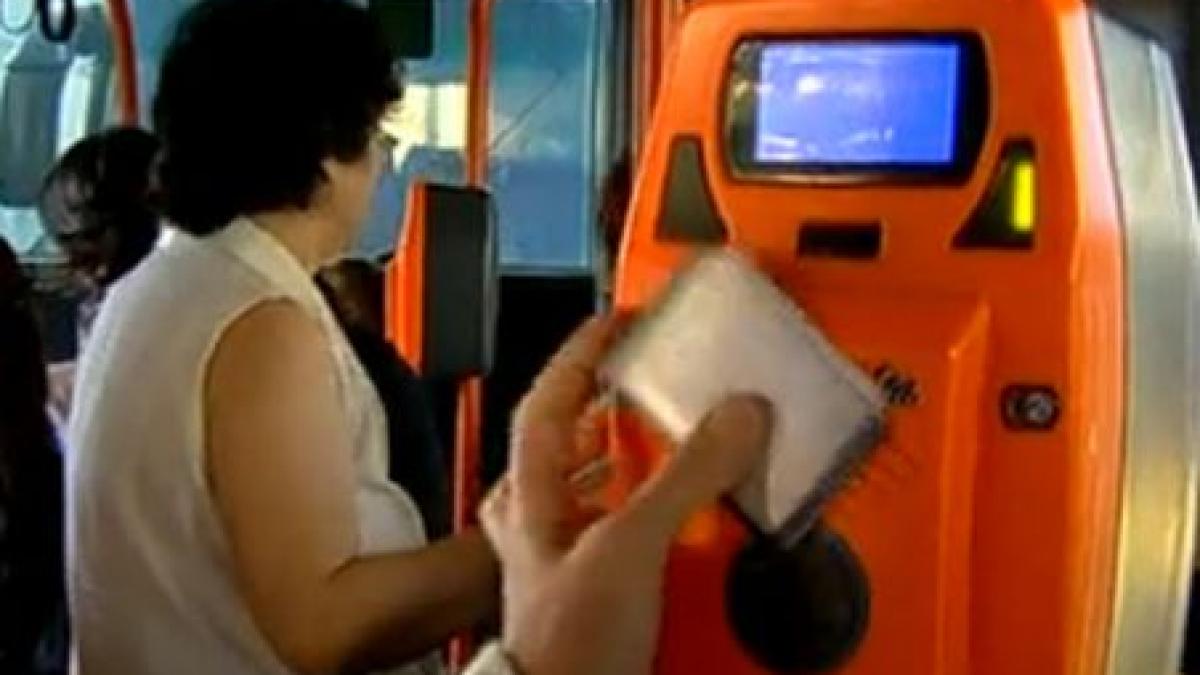 controlorii ratb fac verificari la sange nimeni nu scapa de vigilenta inspectorilor