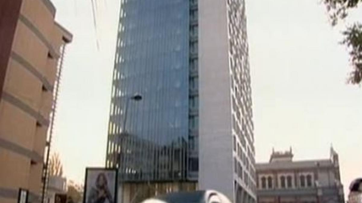 o cladire de 60 de milioane de euro sta nefolosita in mijlocul bucurestiului