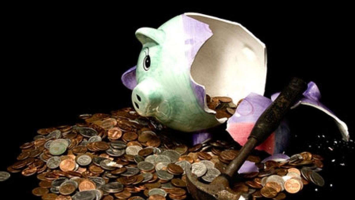 o familie din pitesti a ramas fara banii adunati in 14 ani la munca in spania dupa ce i a depus la