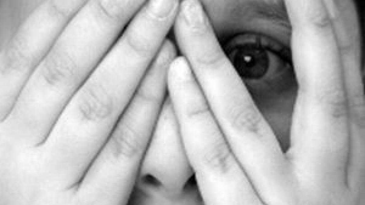 cruzime fara limite o mama si a batut copilul de 5 ani cu nuiaua pana l a bagat in spital