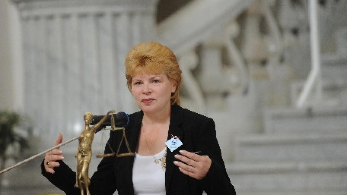 premierul cere ministrului justitiei sa demareze procedurile pentru propunerea unui nou sef al dna