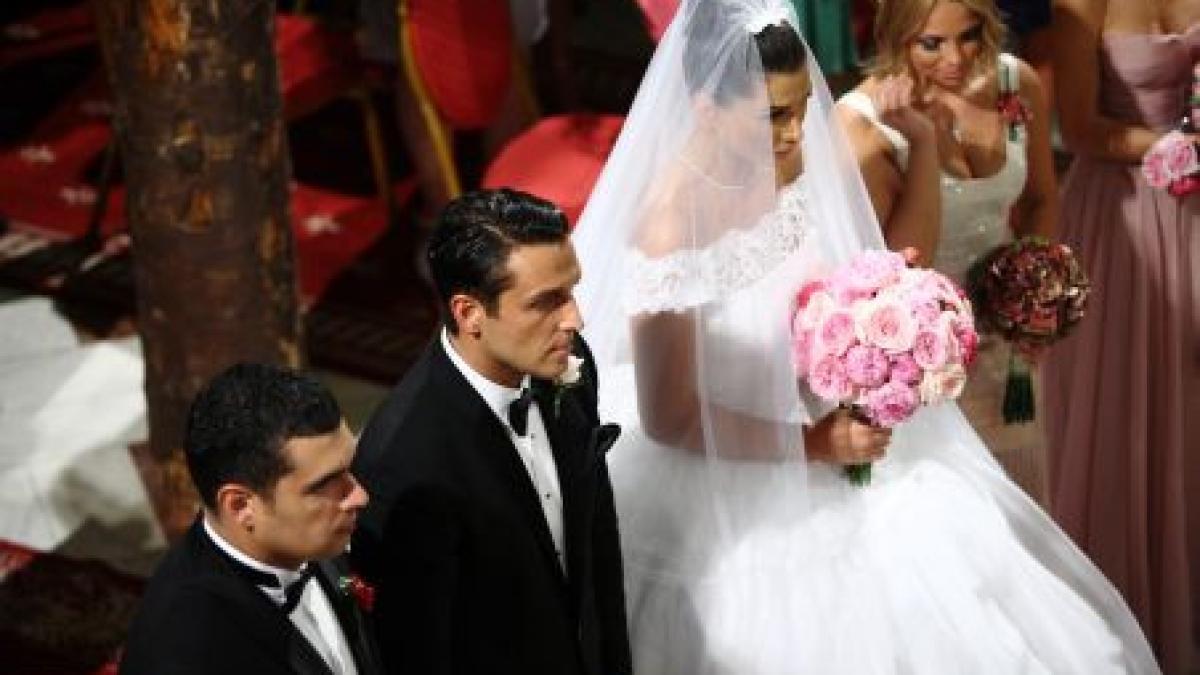 Nunta anului a fost afacerea anului pentru EBA. Suma colosală pe care au strâns-o mirii de la cei 800 de invitaţi