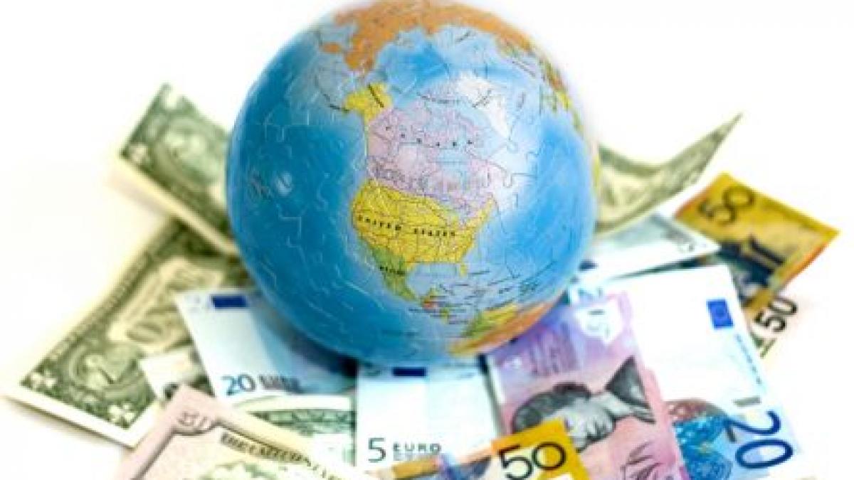 wsj linistea pietelor financiare din aceasta vara ar putea prevesti o toamna furtunoasa