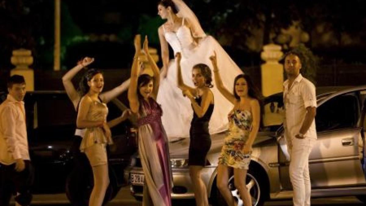 cum sunt percepute traditiile romanesti in strainatate reportaj despre furatul miresei