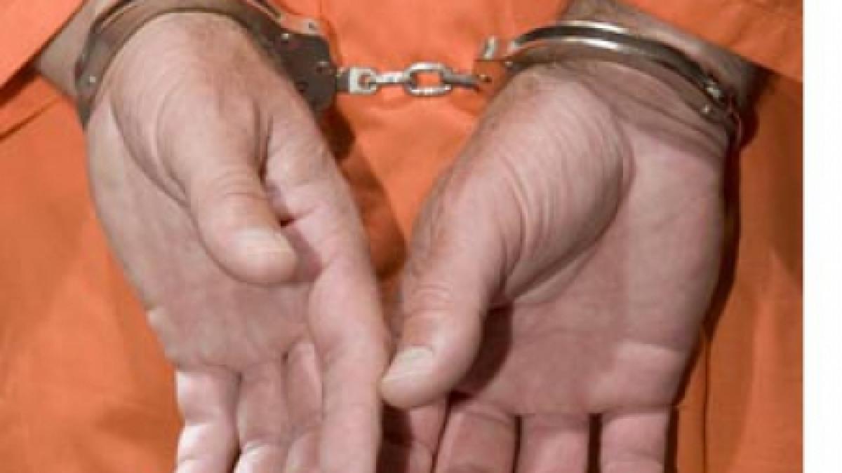 un adolescent de 17 ani arestat dupa ce a ucis in bataie un barbat in hunedoara