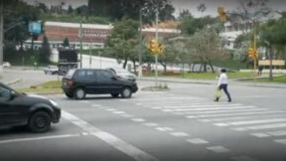 ce pateste smecherul care parcheaza pe trecerea de pietoni cat de tare ar fi sa se petreaca asta si