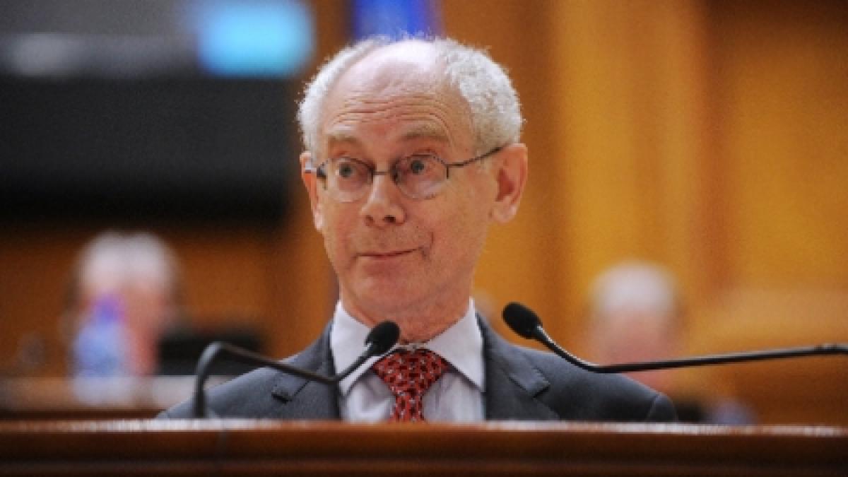 seful consiliului european cere rezultate din partea greciei al carei loc este in zona euro