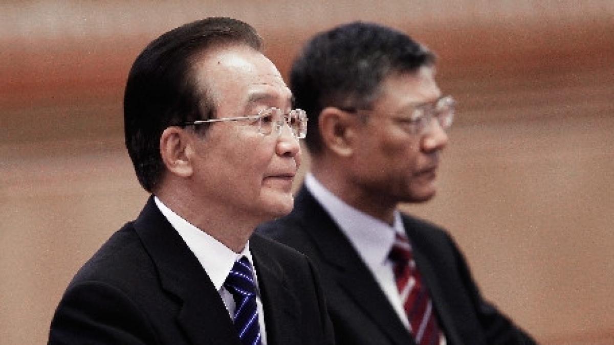 china premierul wen jiabao a facut o vizita sinistratilor din seismul care a afectat sud vestul