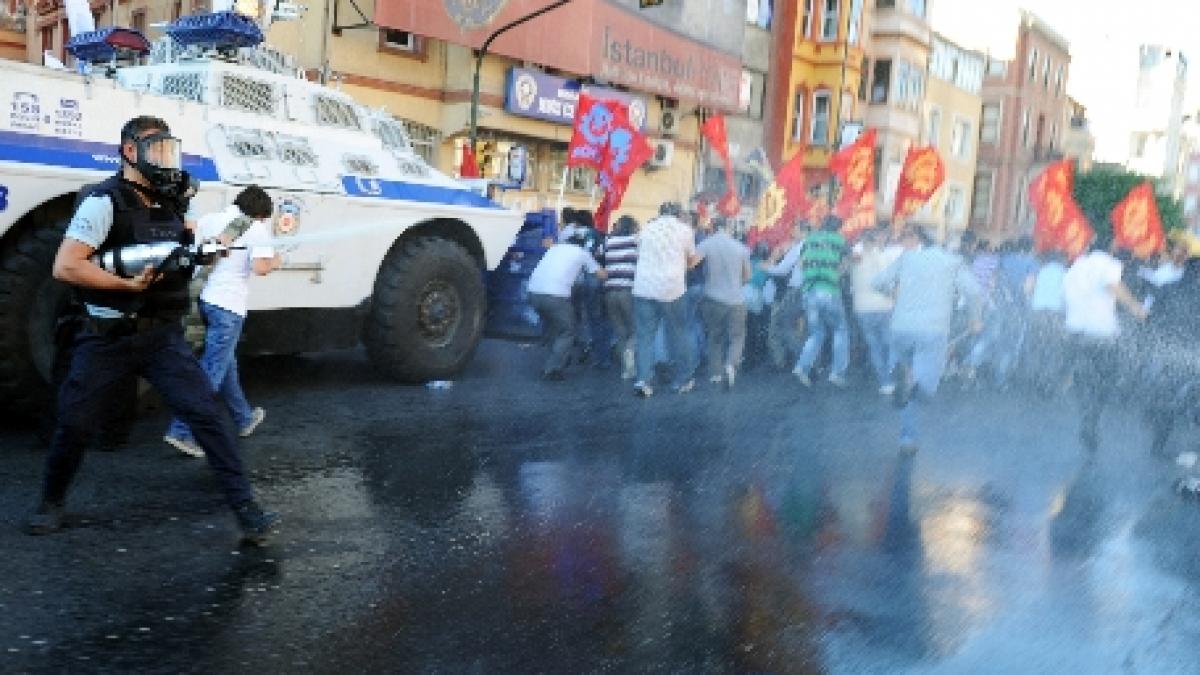 germania un festival kurd a degenerat in conflict cu fortele de ordine peste 80 de politisti au