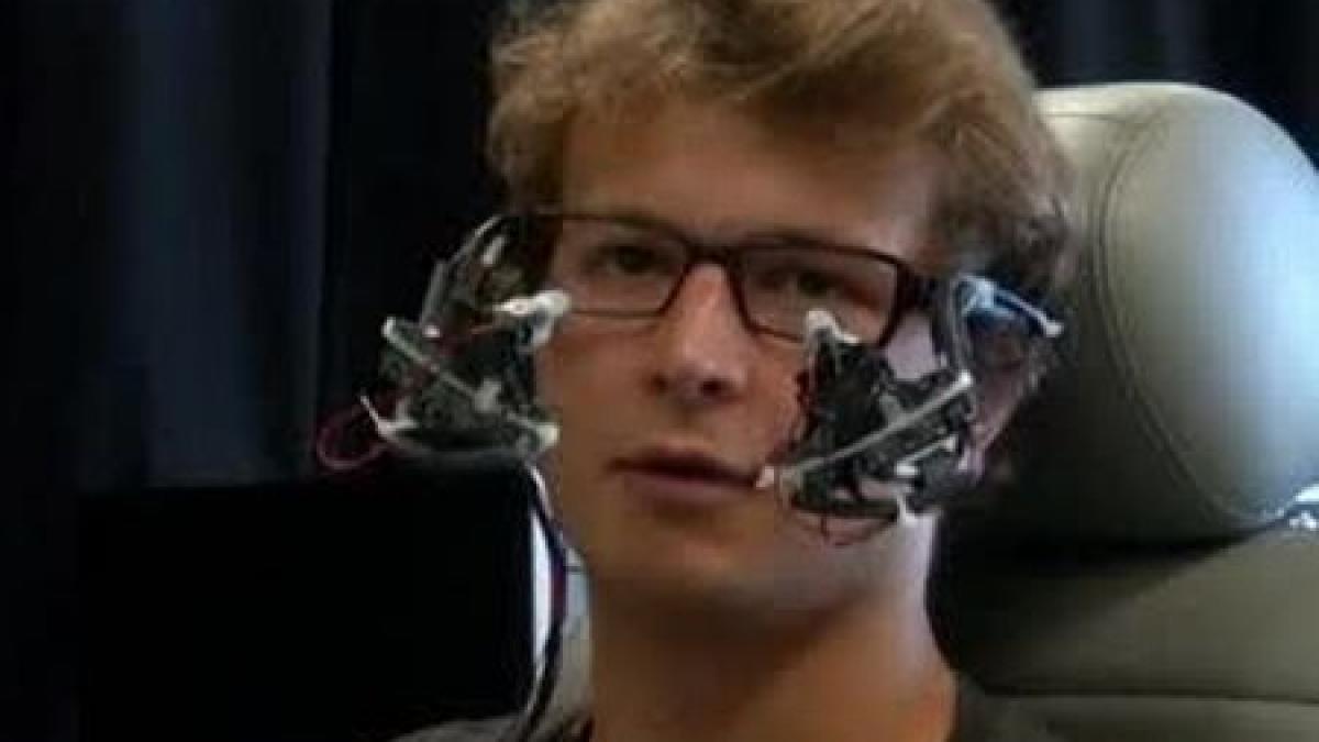 esti online cat ai clipi ochelarii care vor schimba felul in care percepem navigarea pe internet