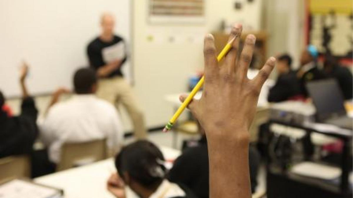 the american dream cum ajung tineri de 21 de ani sclavi la stat s a ajuns la suma colosala de 1