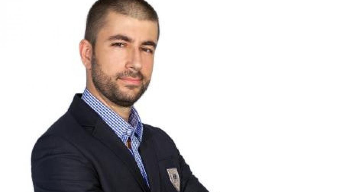 income magazine revine la antena 3 cu un nou realizator adrian maniutiu de la intervievat la