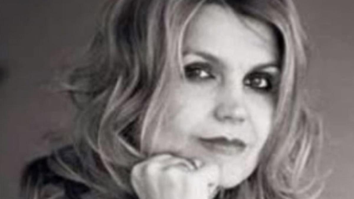 a aparut si pe youtube pictorial cu judecatoarea iulia motoc unde nici nu ne asteptam