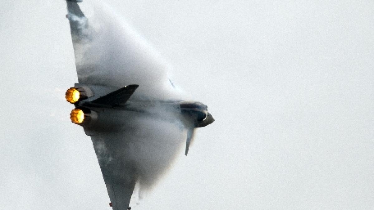 afganistan sase avioane de vanatoare americane au fost distruse in atacul de vineri noapte