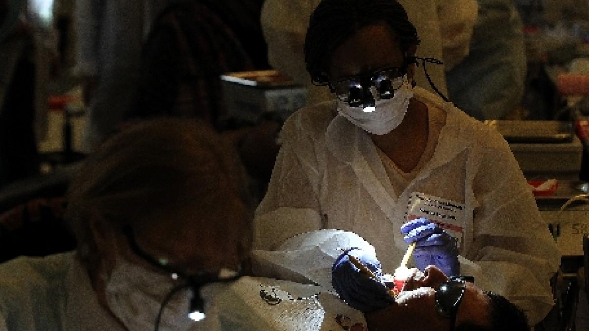 japonezii au conceput un procedeu care ar putea preveni aparitia cariilor dentare si ar putea reda