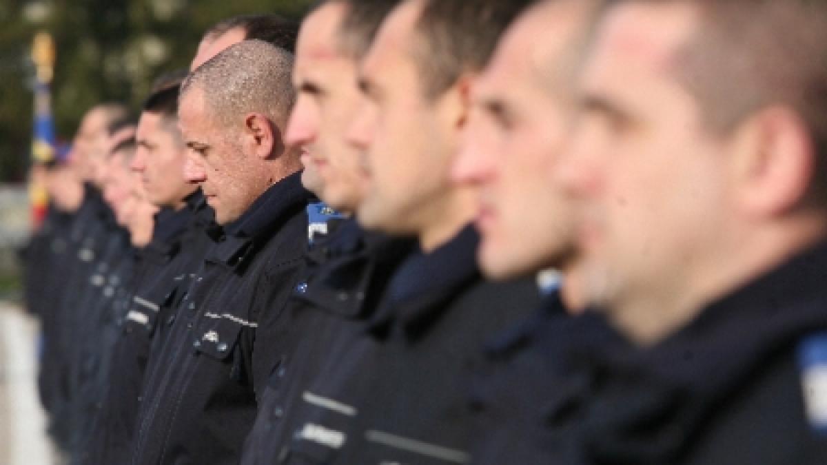 peste 10 000 de politisti vor asigura ordinea si linistea publica la deschiderea noului an scolar