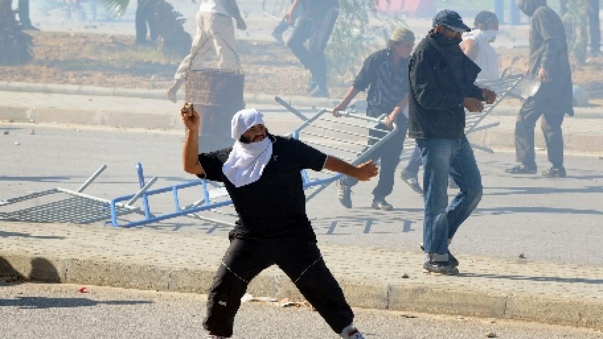 sua ordona evacuarea personalului diplomatic neesential din tunisia si sudan