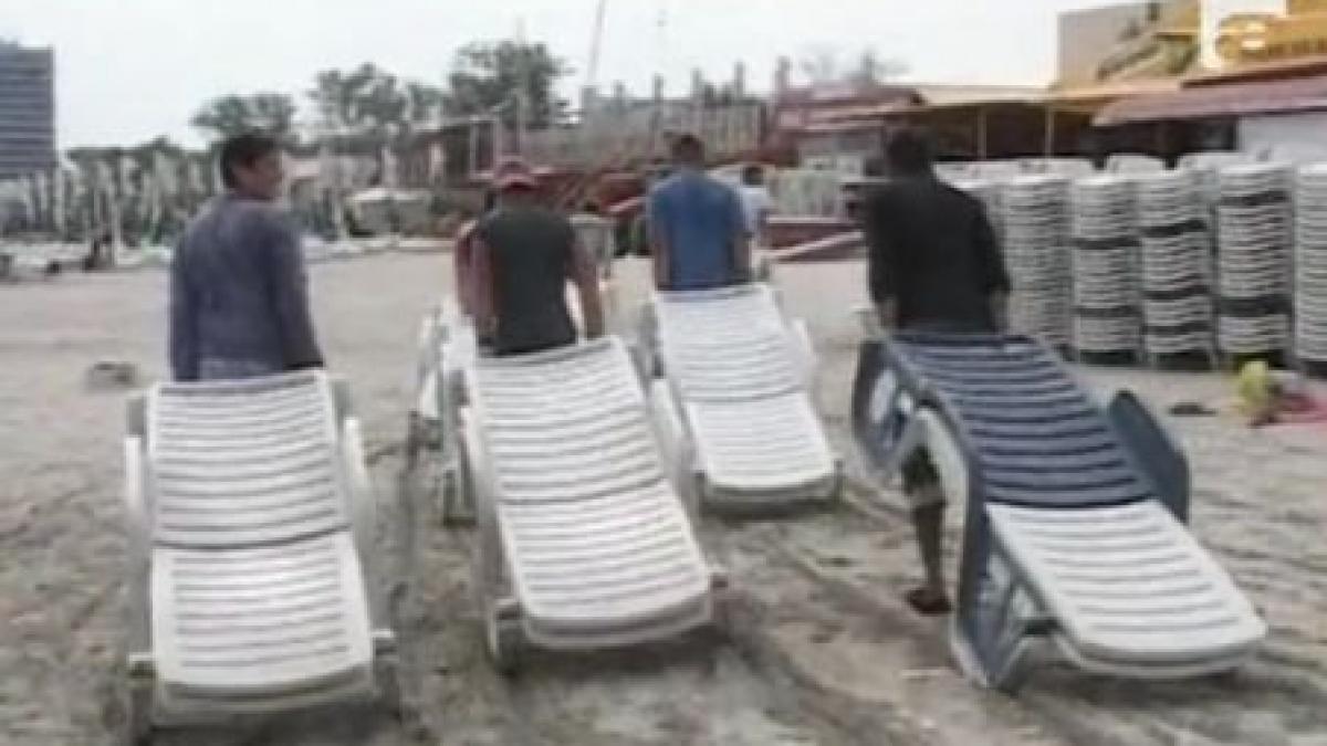 ultimele zile de litoral patronii au inceput sa inchida deja terasele cluburile si restaurantele