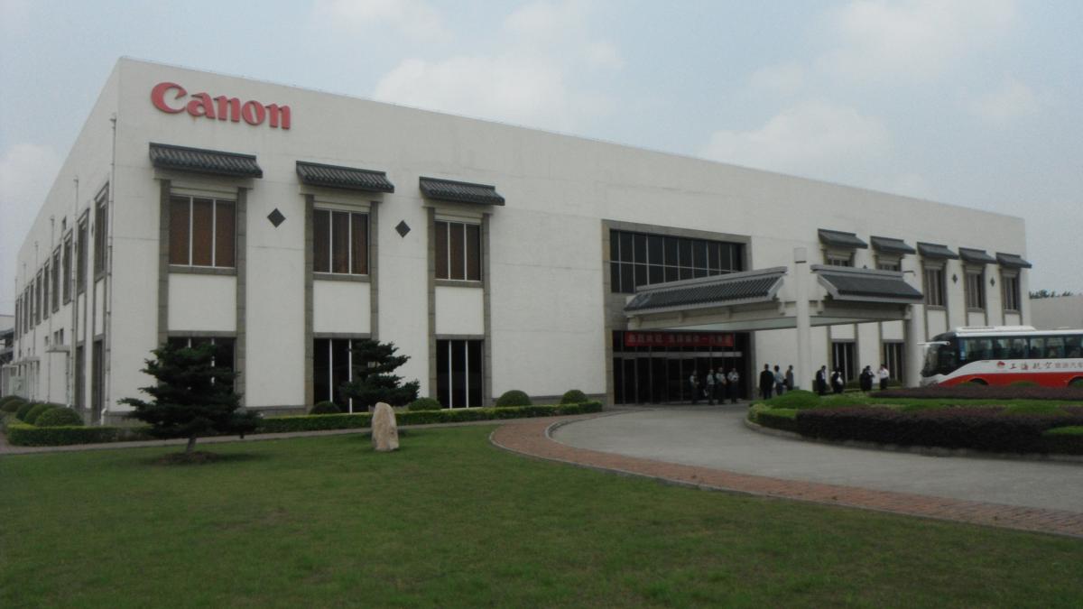 companiile japoneze reactioneaza la protestele din china canon inchide trei fabrici