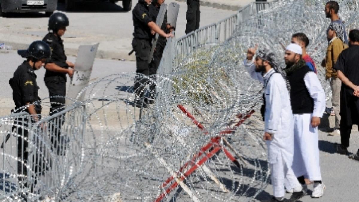 manifestatie impotriva unui film antiislam in pakistan protestatarii au incercat sa ia cu asalt