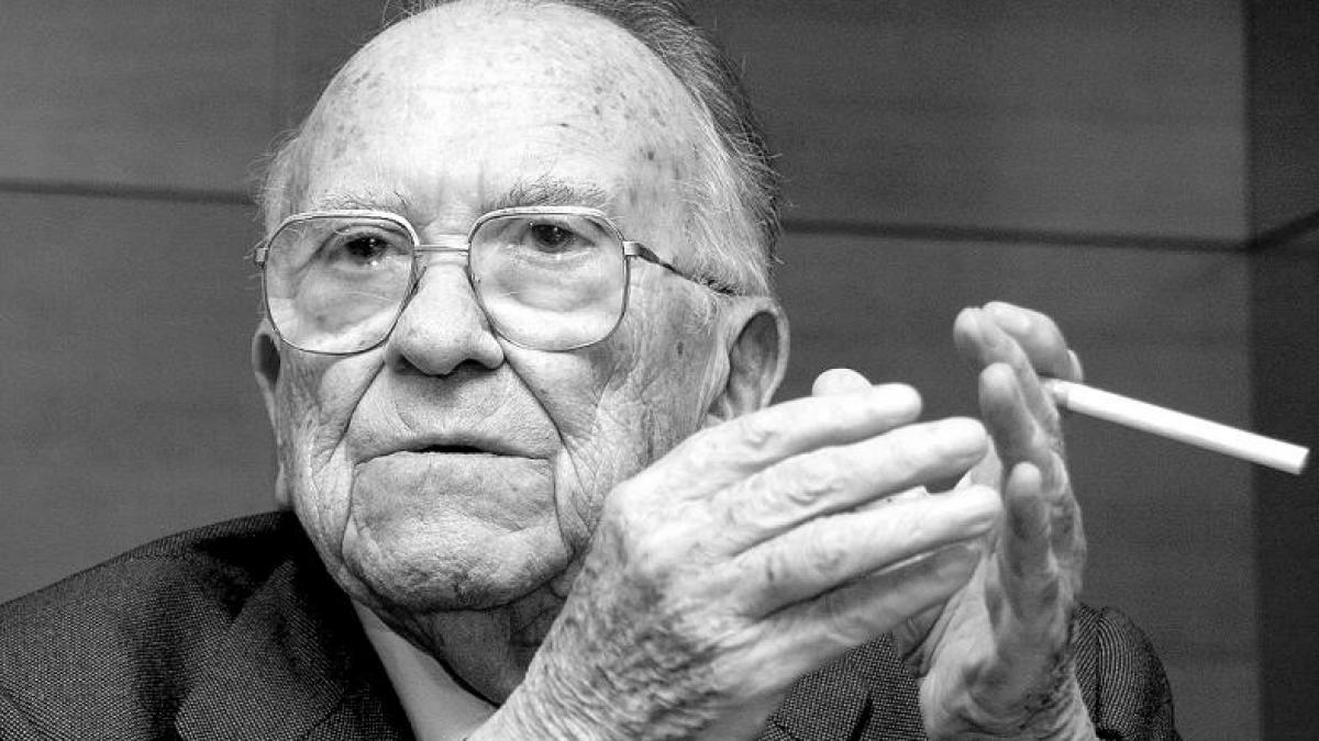 liderul comunist spaniol santiago carrillo a murit la 97 de ani