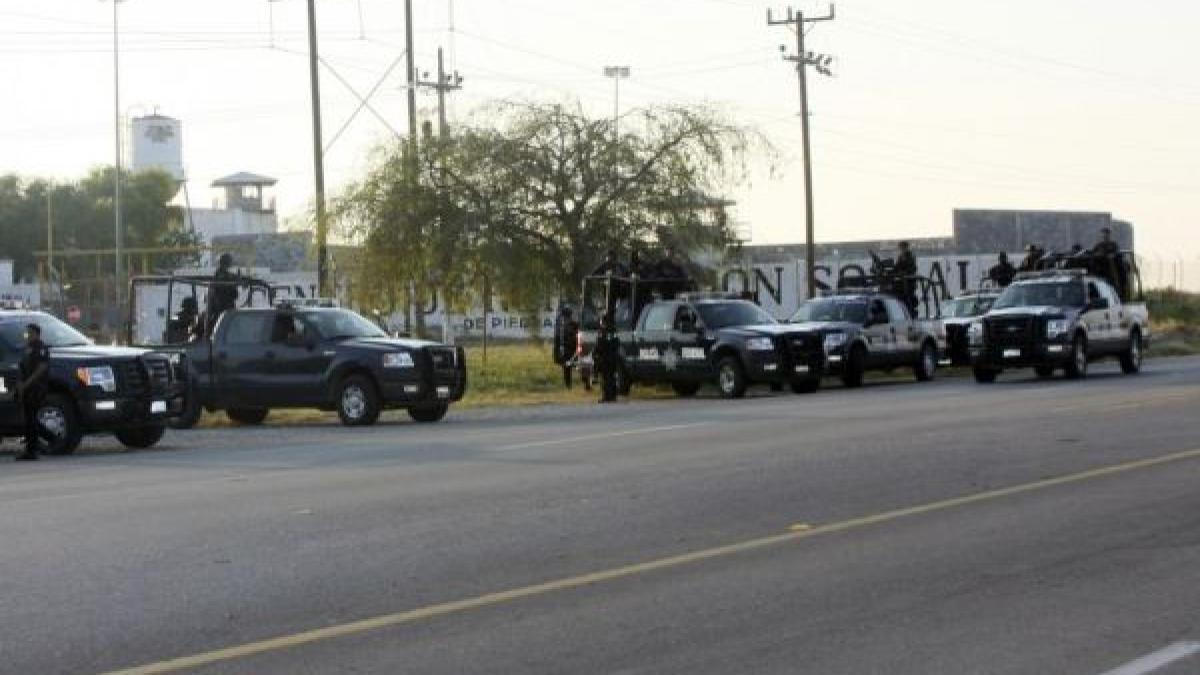 peste 130 de detinuti au evadat dintr o inchisoare mexicana aflata in apropiere de granita cu sua