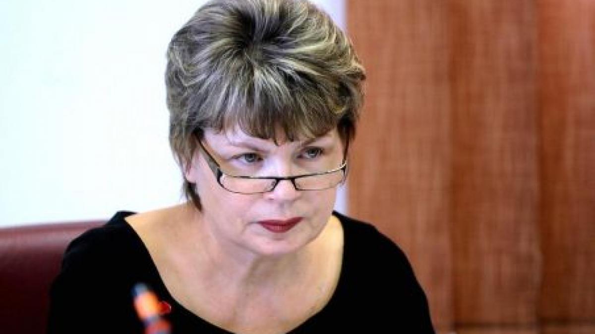 termenul de depunere a candidaturilor pentru sefia parchetului general si a dna ar putea fi