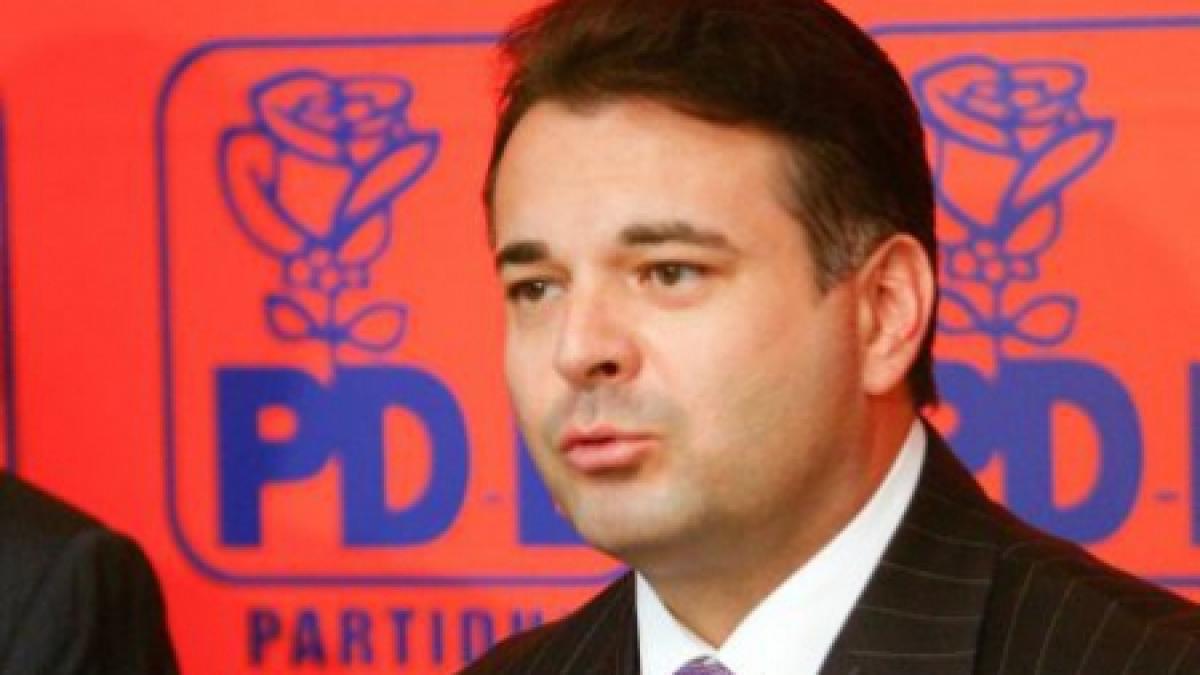 vacanta pe banii statului vezi cat a cerut un deputat pdl pentru o deplasare in grecia si italia