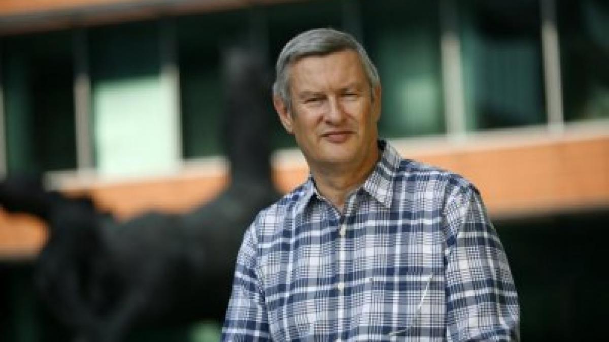 viitorul suna ro regis lhomme j adore la roumanie