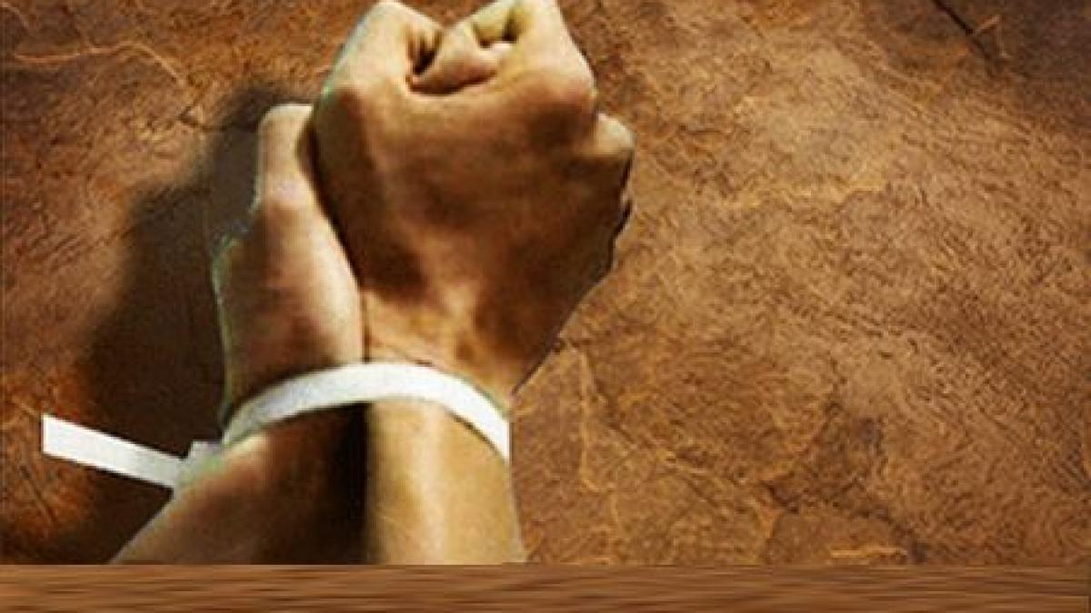 luare de ostatici intr o cladire din sua atacatorul este inarmat