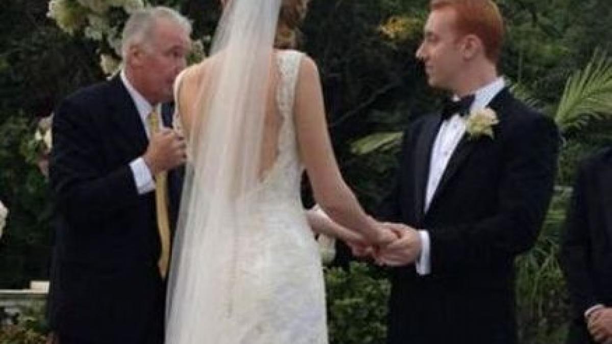 pastorul le tinea predica dar mireasa a trecut prin cel mai jenant moment de la nunta trebuie sa