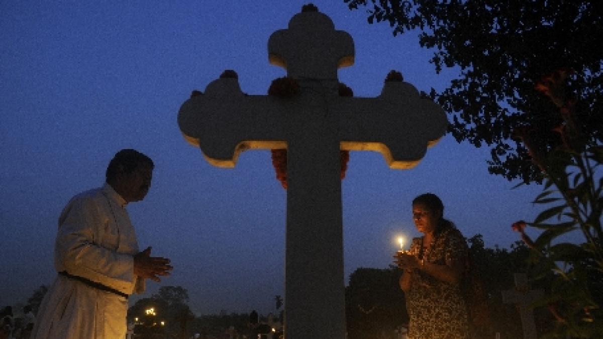 australia biserica romano catolica confirma peste 600 de cazuri de abuzuri sexuale in care sunt