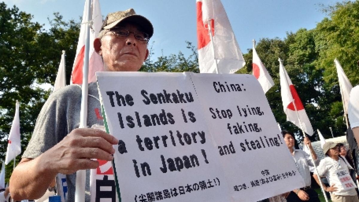 tokyo sute de japonezi au iesit in strada pentru a manifesta impotriva chinei