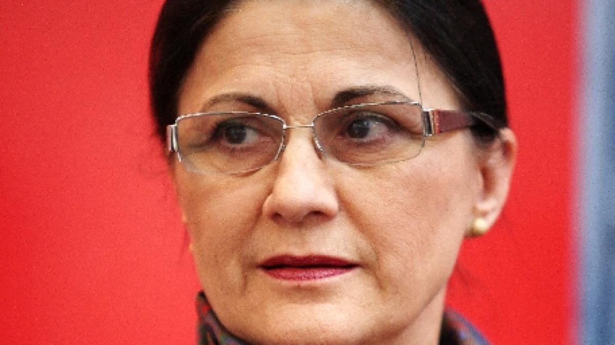 ecaterina andronescu cred ca in politica trebuie sa intri cand ai ceva de spus doamna firea a