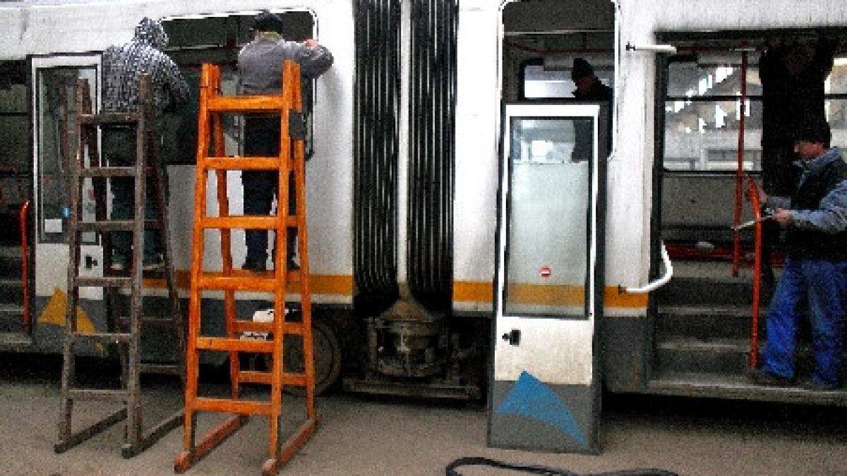 2 milioane euro bagati intr o linie de tramvai care nu a mai fost folosita de 8 ani in arad