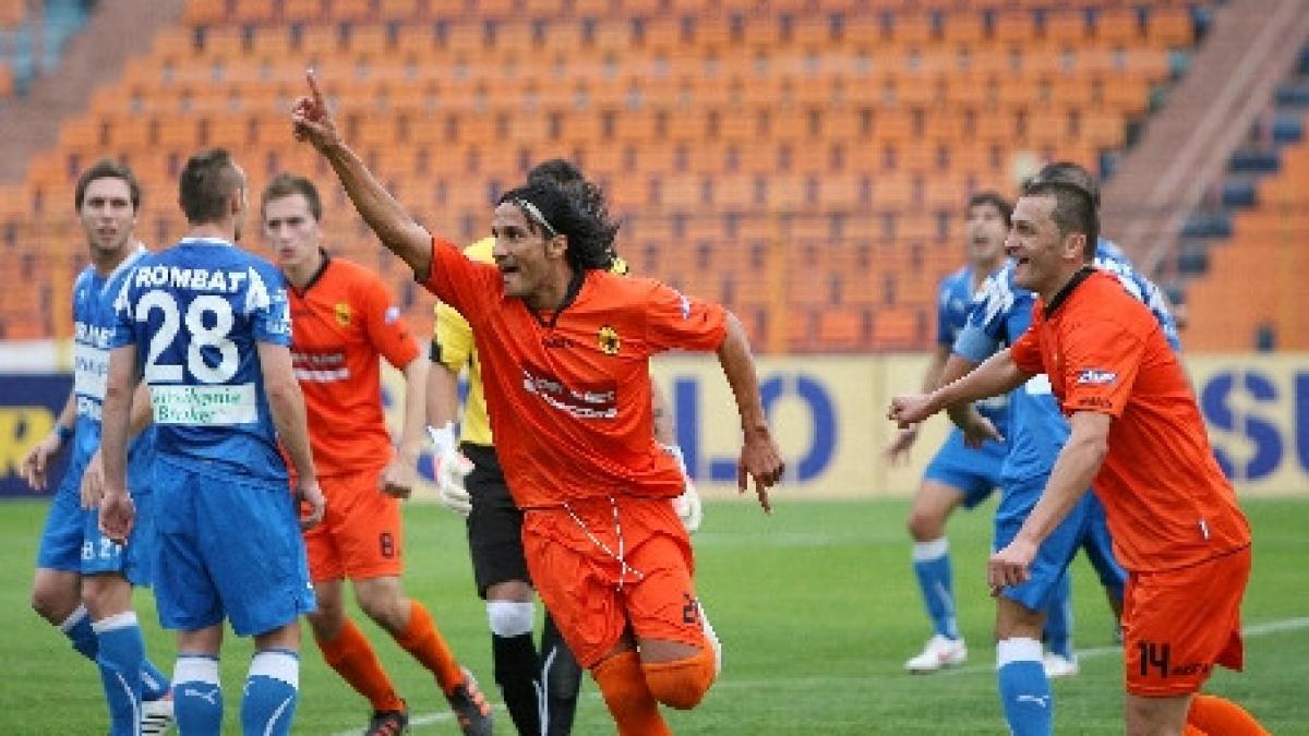 cupa romaniei ceahlaul a invins gloria bistrita scor 4 0 si s a calificat in optimi