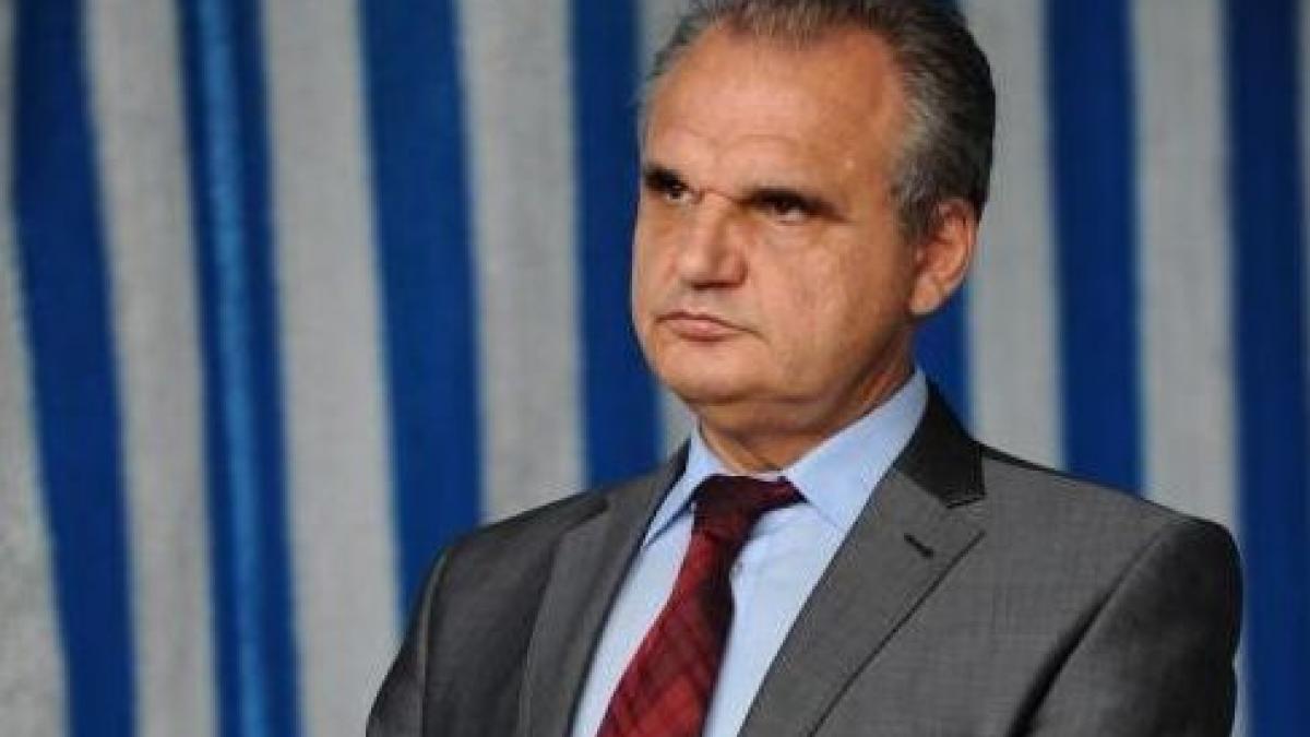 ministrul sanatatii este cercetat de procurorii dna vasile cepoi si ar putea pierde pozitia din