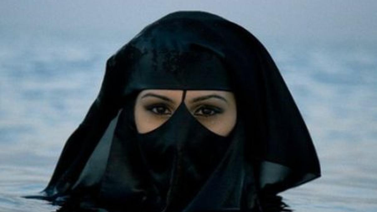 ce materii le sunt interzise studentelor din iran disciplinele nu corespund naturii feminine