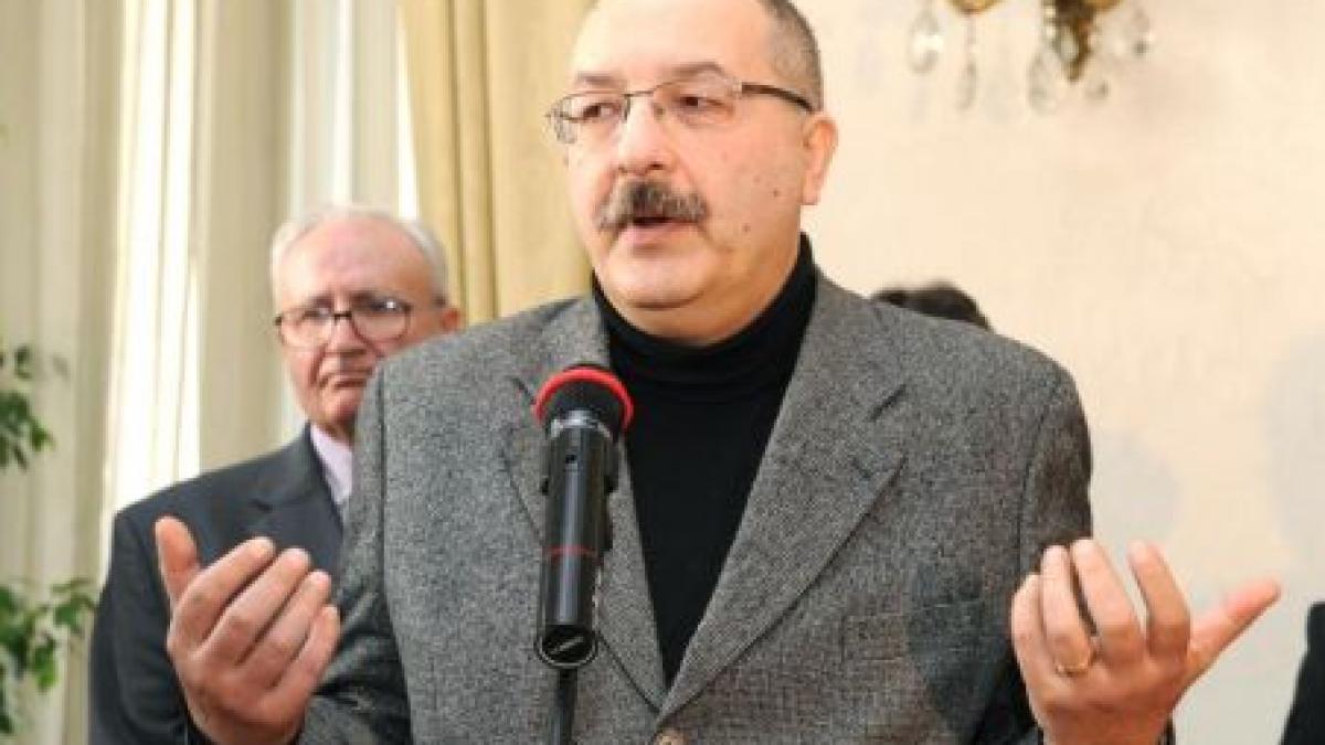 cab istoricul alex mihai stoenescu a colaborat cu securitatea