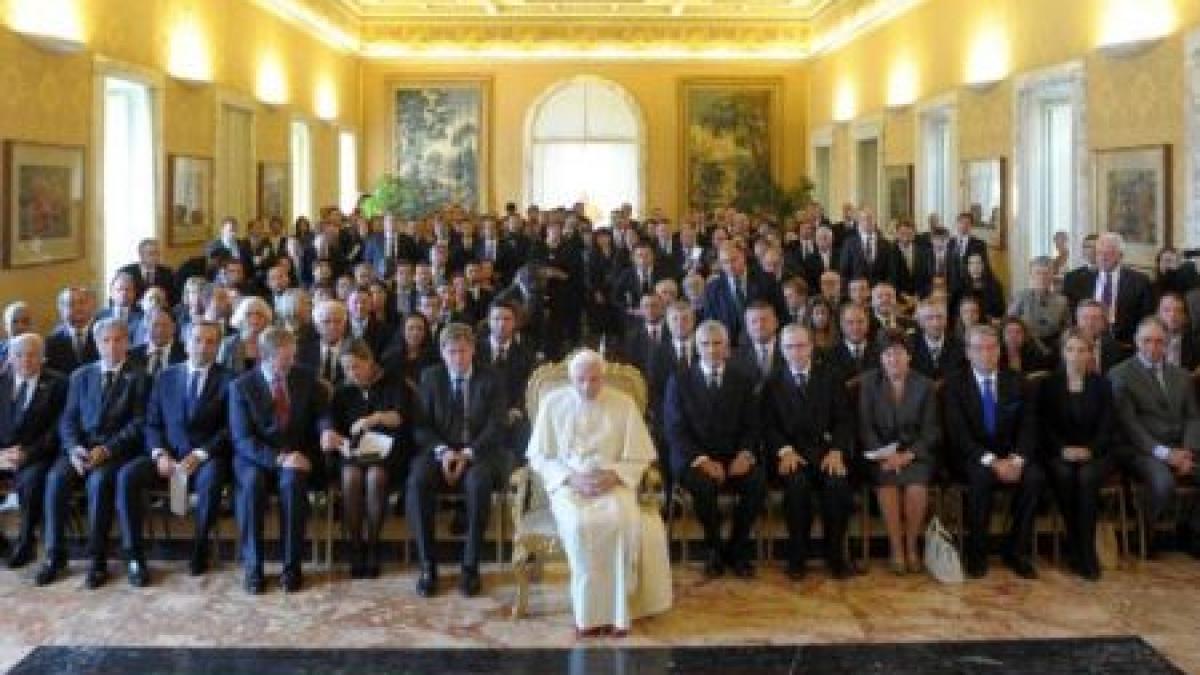 premiera la vatican a vrut sa arate raul si coruptia din statul papal si acum e judecat