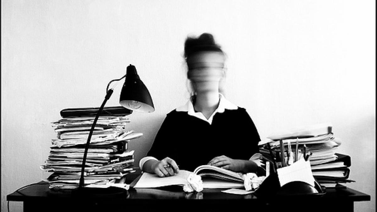 income magazine traim pentru a munci sau muncim pentru a trai