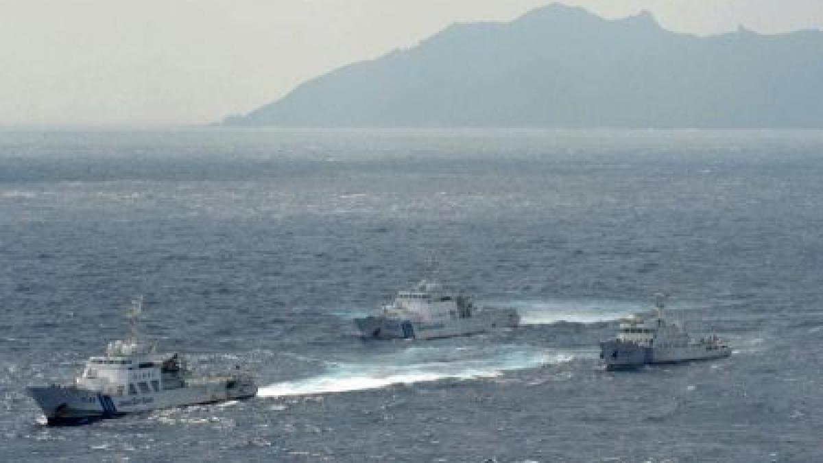 tensiuni in marea chinei de est patru nave chineze au intrat in apele teritoriale ale insulelor