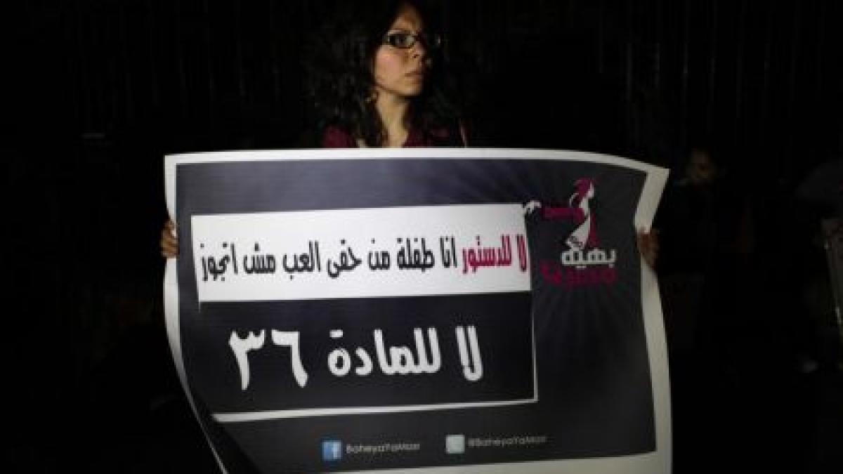 femeile egiptene lupta pentru drepturile lor noua constitutie limiteaza dreptul femeilor la