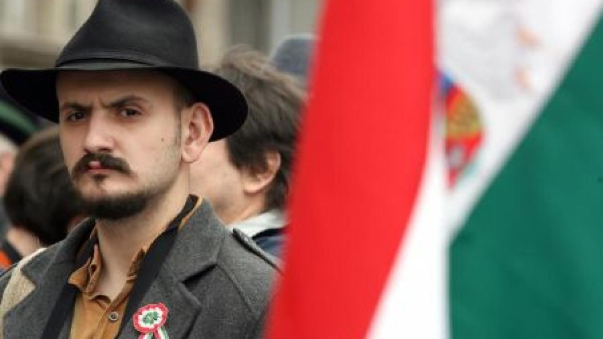 sute de maghiari au protestat la sfantul gheorghe ce acuzatii i se aduc statului roman