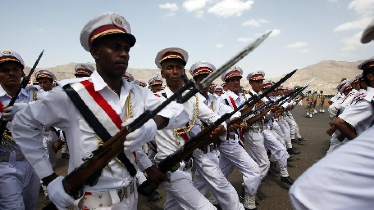 armata yemenita a dejucat un atentat sinucigas la baza aeriana din anad