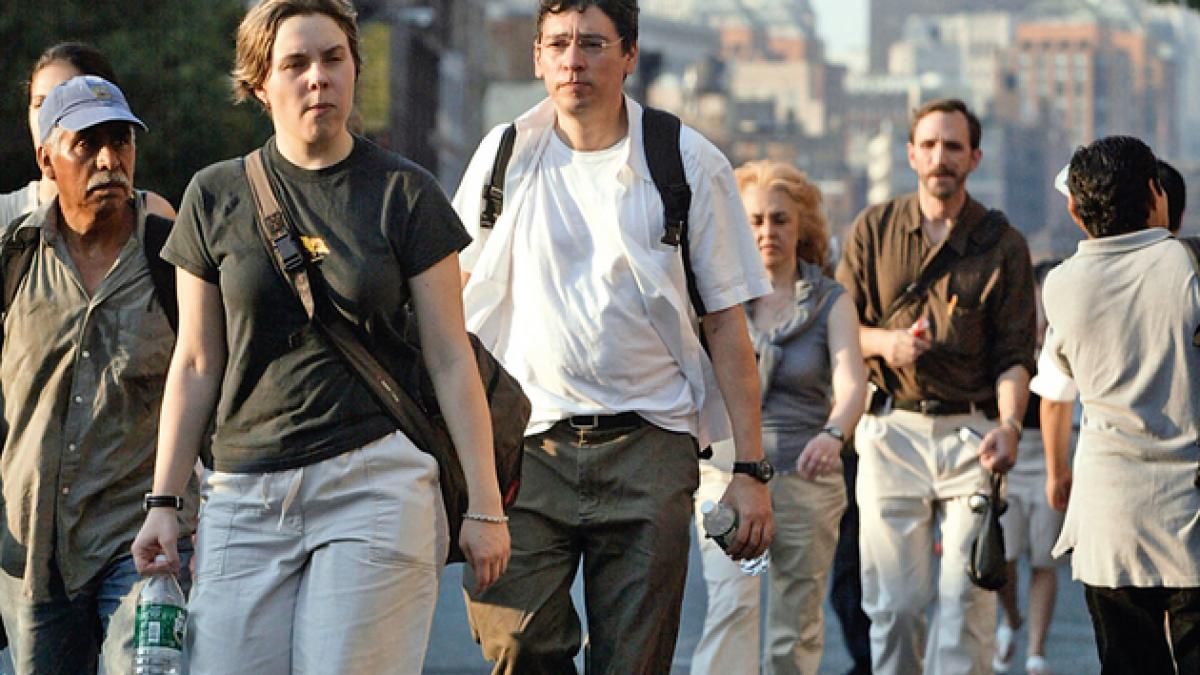 asta se intampla la noi in tara reportajul care face lumina in viata a milioane de romani