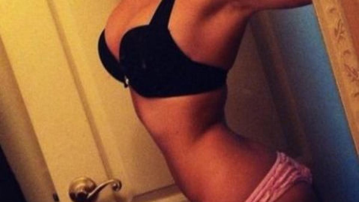 la 5 minute dupa ce a postat aceasta fotografie pe facebook tatal ei i a trimis un mesaj incredibil