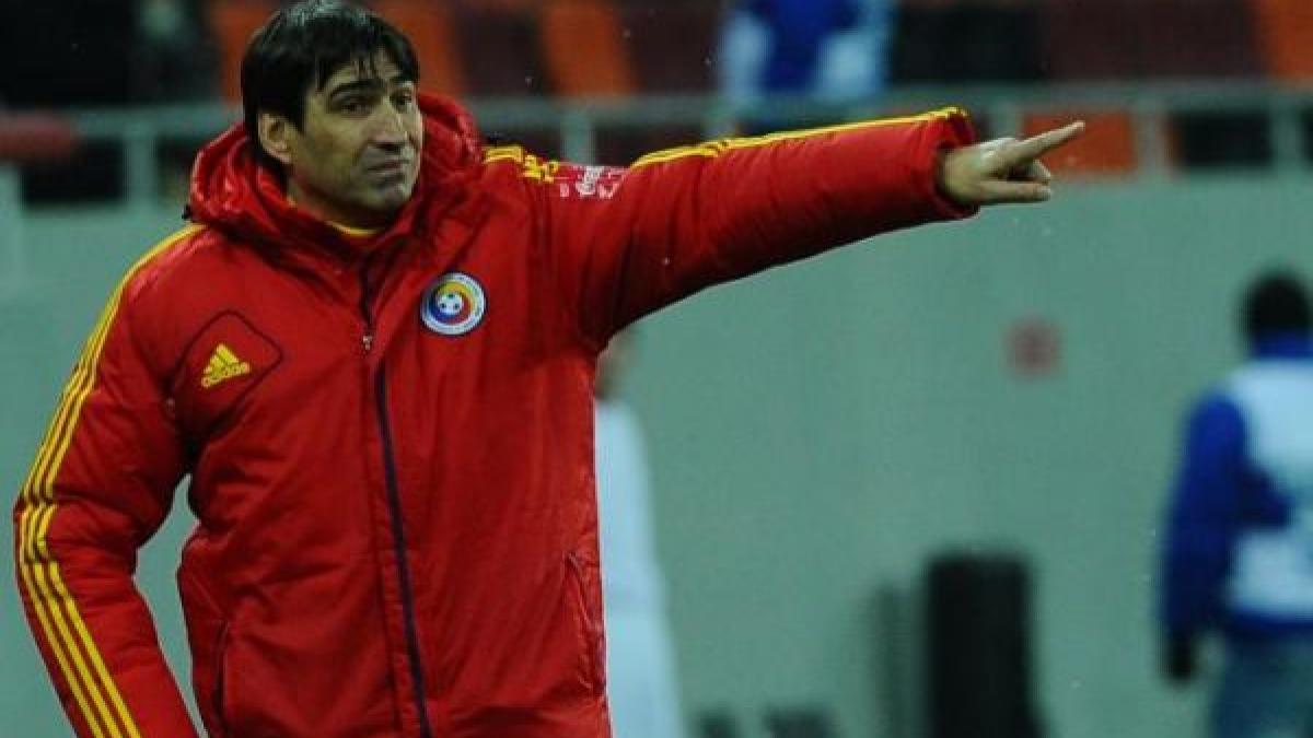 victor piturca a anuntat lotul pentru dubla cu turcia si olanda steaua are noua jucatori convocati
