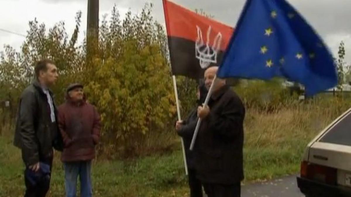 mana de oameni care sfideaza puterea de la kremlin satul rusesc si a declarat independenta si vrea