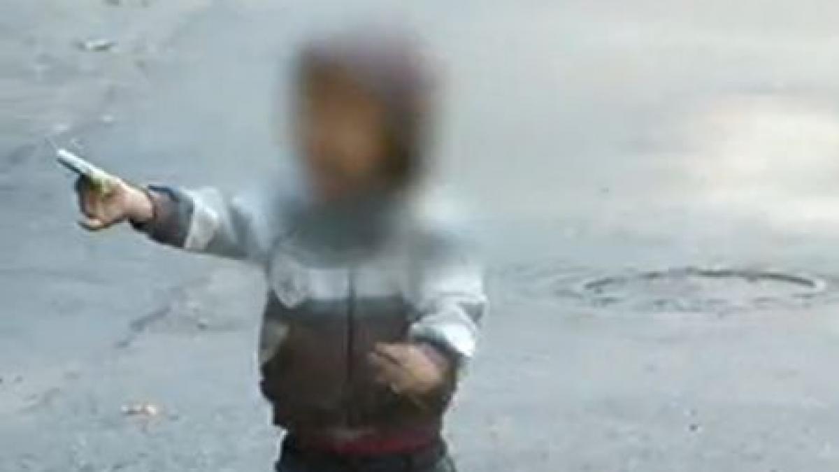 nu vor mancare vor bani copiii cersetori ai romaniei au isterizat autoritatile europene